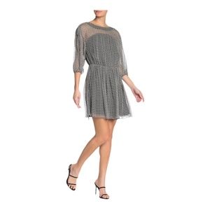 Joie Andora Geo Print 100% Silk Chiffon Dress Sz Medium floor model NWOT